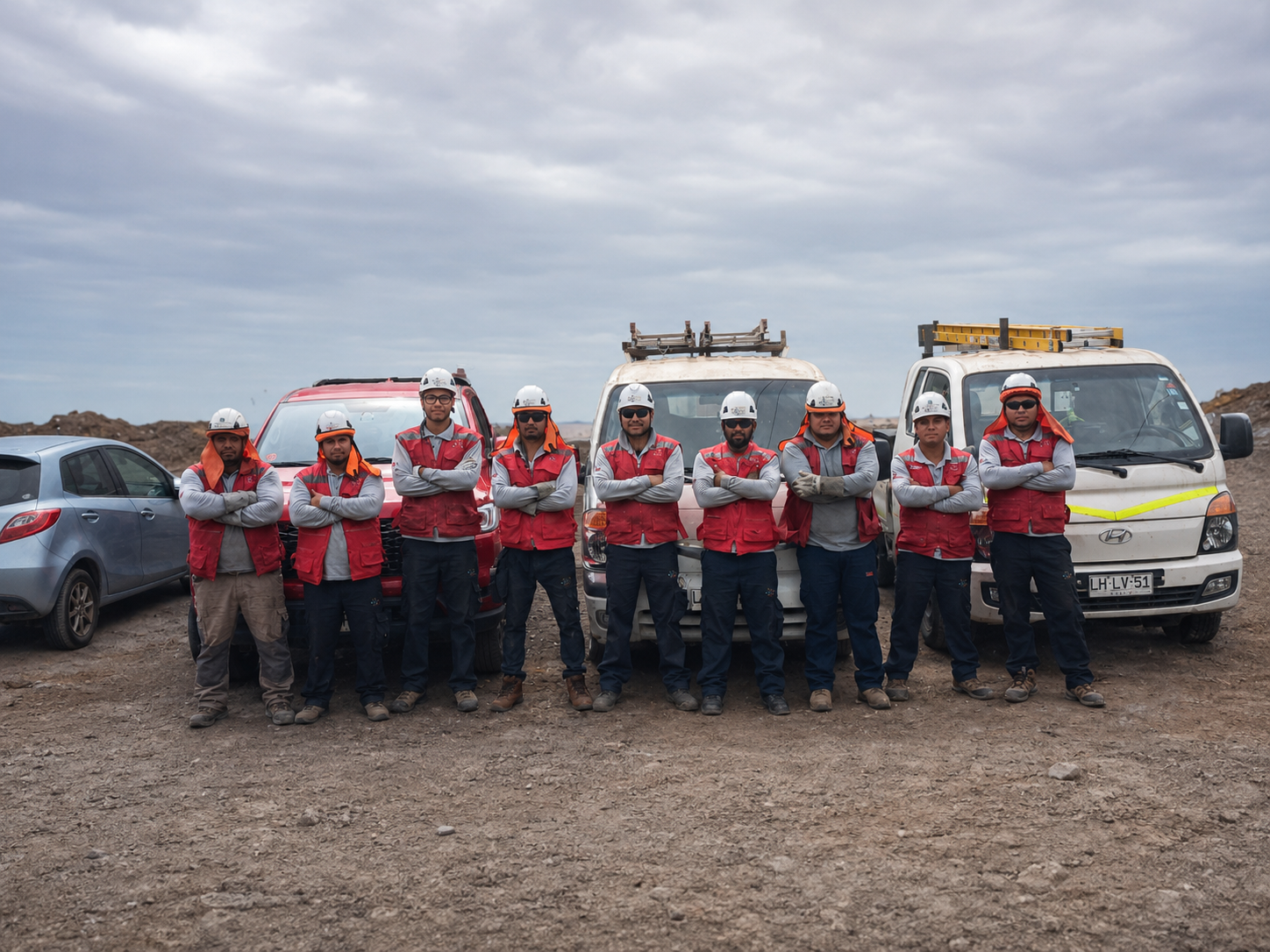 Equipo humano de ING & SERVICE en terreno